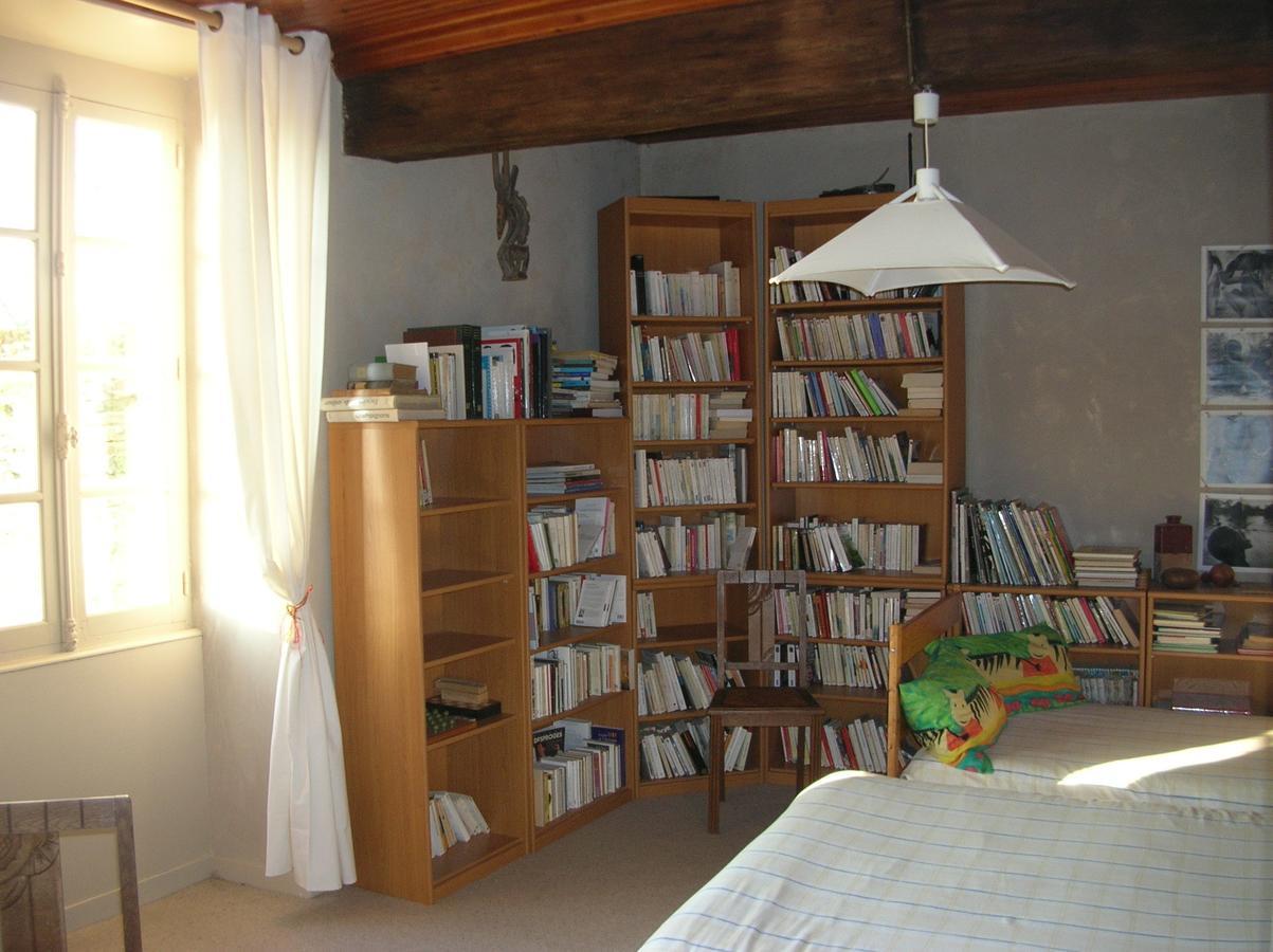 B&B "Les Remparts" Vouvant Room photo